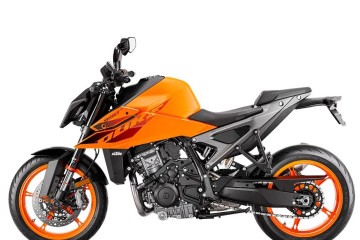 KTM DUKE 990 orange MY24 / Gdańsk / Remus / TECH PACK / DEMO